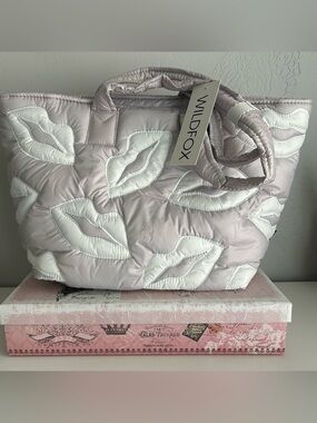 Wildfox Light Pink Quilted Lip Appliqué Tote with White Lips